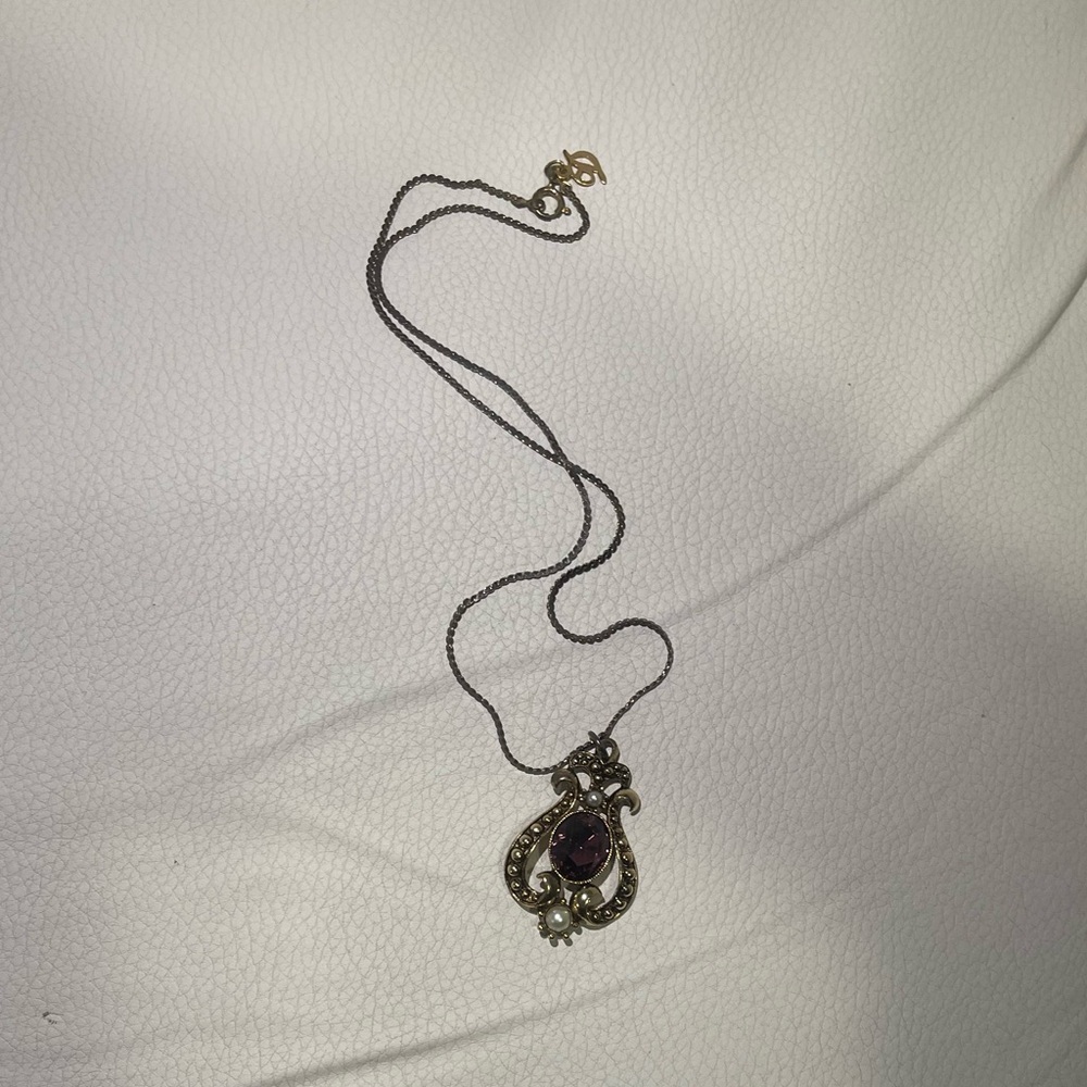 VINTAGE Avon Queensbury Necklace with Amethyst